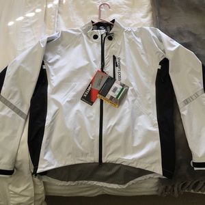 Showers Pass mens Double Century cycling jacket.  NWT